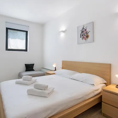 Apartment White Soul *